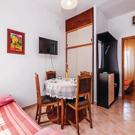 Διαμέρισμα Two-bedroom In